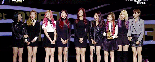 oncextwice:

congrats twice! we’re so proud of you!
