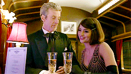 The Doctor♥Clara (Doctor Who) #1 Parce que..."It's a love story" - Page 2 Tumblr_nyg8trwUc11tqwe0ao1_400